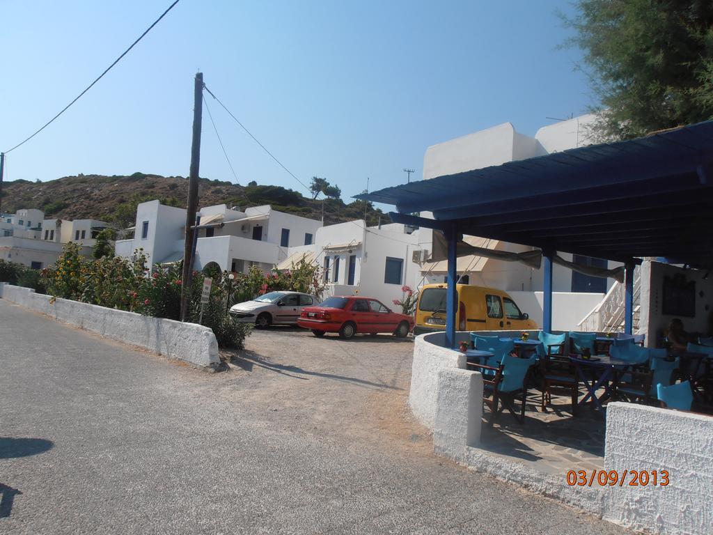 Iro Apartments Paralia Agias Foteinis Exteriör bild