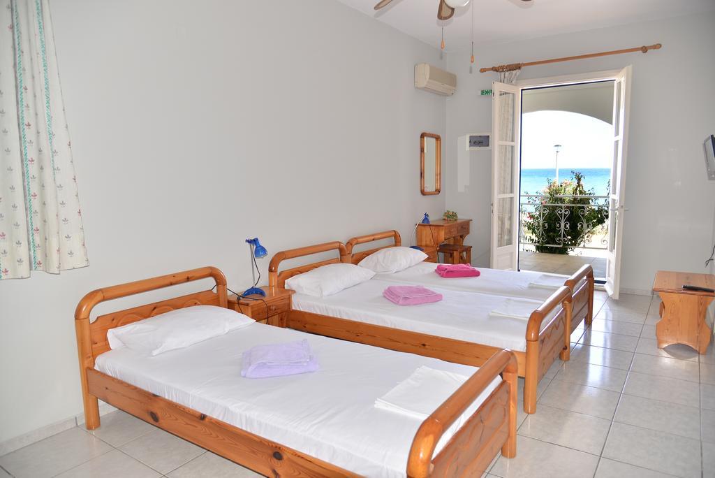 Iro Apartments Paralia Agias Foteinis Exteriör bild